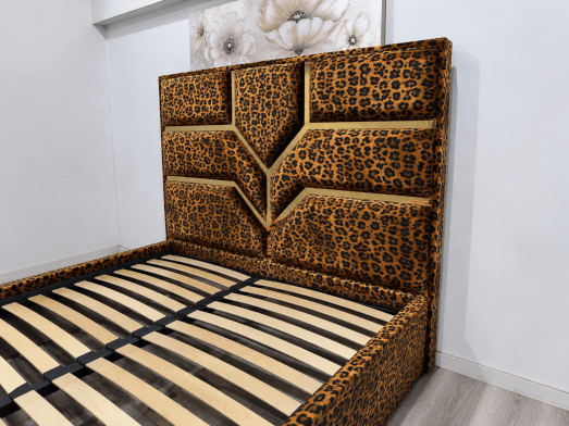 Pat-LYNE-animal-print-3-f5