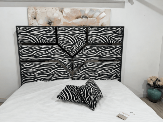 Pat-LYNE-zebra-3-19